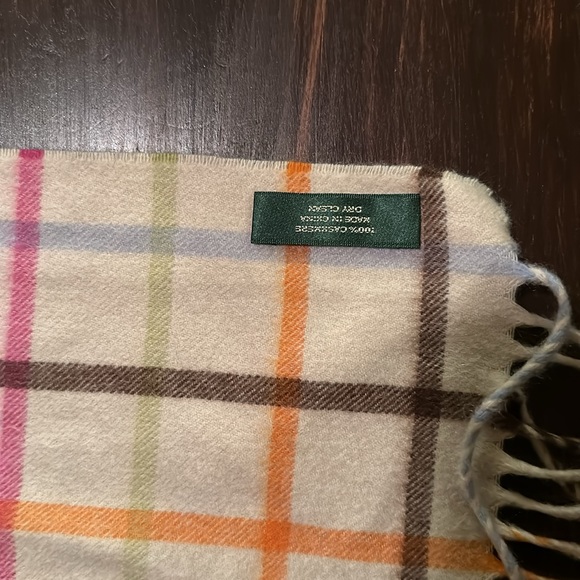 Authentic Excellent condition Coach Legacy Striped print Cashmere Scarf - Picture 4 of 4